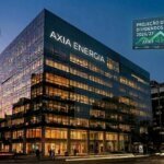Axia Energia: Bradesco Reitera Compra e Prevê Dividendos Recordes na B3 5 PROJEÇÃO DE DIVIDENDOS 2026/27", destacando o ticker AXIA3 com rendimento estimado de 8.0%. No plano de fundo, à esquerda, uma torre de transmissão de energia elétrica simboliza a infraestrutura do setor elétrico brasileiro.