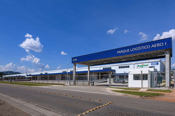 FII GRUL11 fecha nova locação em Guarulhos e zera vacância 1 Galpão logístico moderno do fundo GRUL11 em Guarulhos, Parque Logístico Aero I, celebrando a nova locação e vacância zero.
