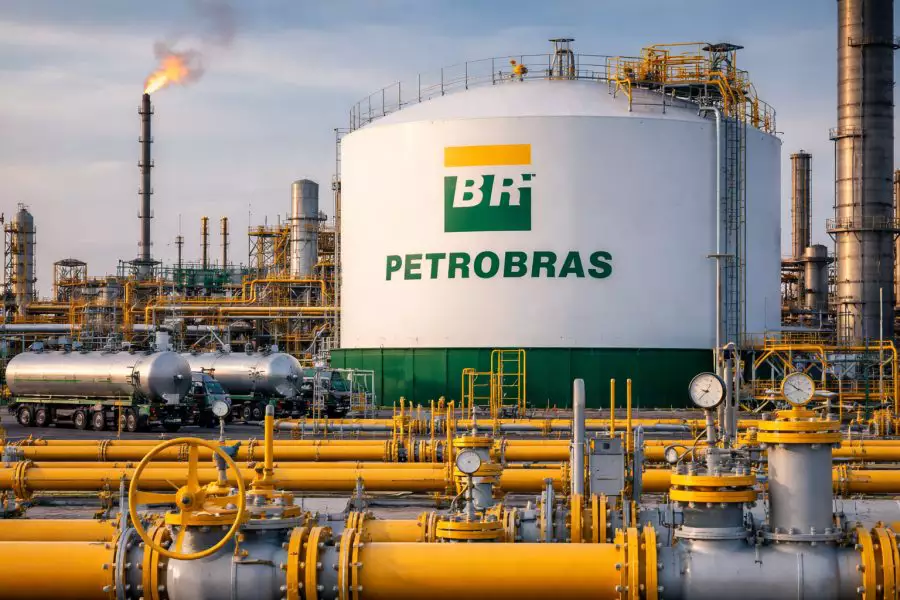 Petrobrás ( PTR4 ) surpreende com  lucro alto e dividendos aumentam