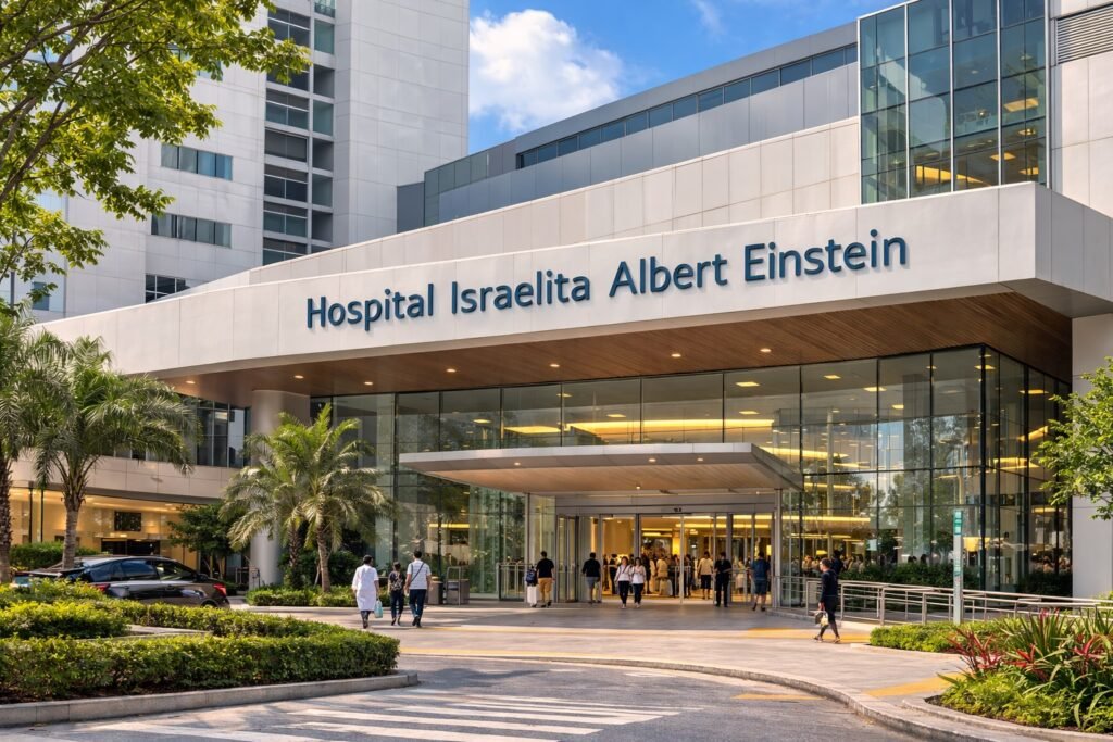 Imagem atual: Fachada do Hospital Israelita Albert Einstein em São Paulo relacionada à compra de imóveis pelo fundo imobiliário TRXF11