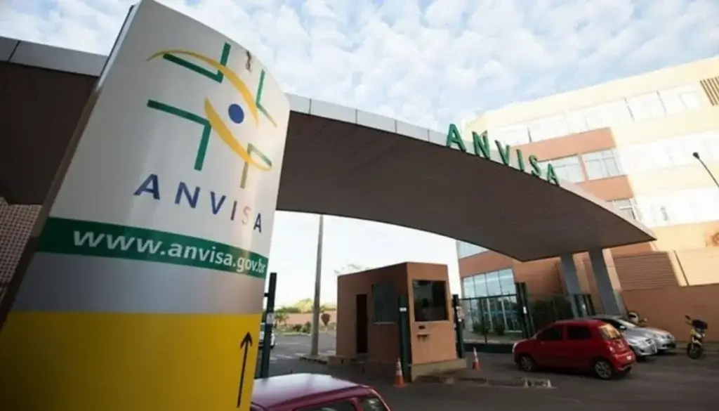 Impala Anvisa recolhe esmaltes